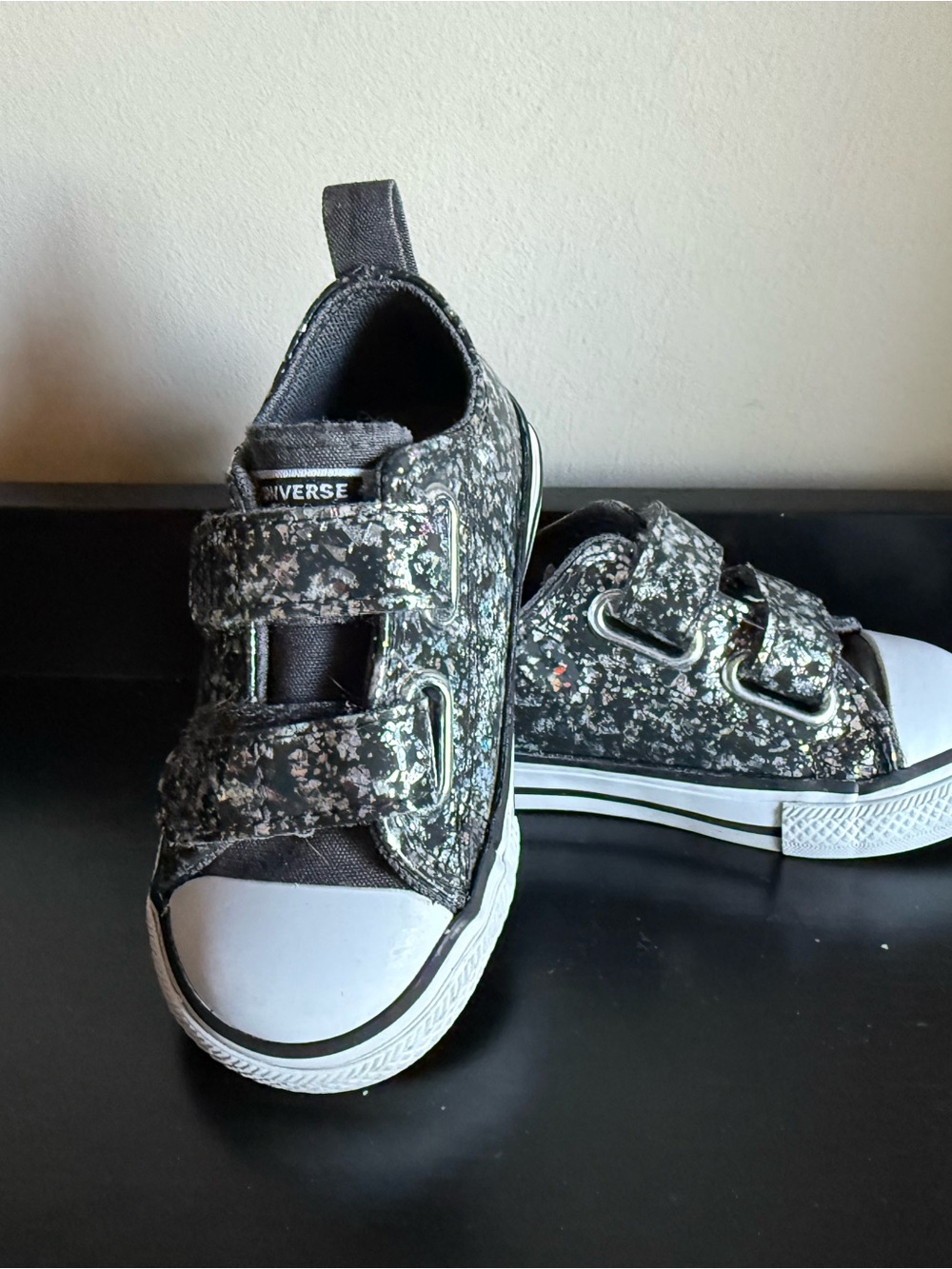 Converse All Star Infant 5 Metallic Glitter Velcro Sneakers Black Silver